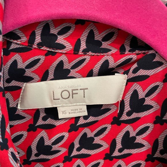 💕SOLD💕Loft button down shirt - Picture 4 of 8